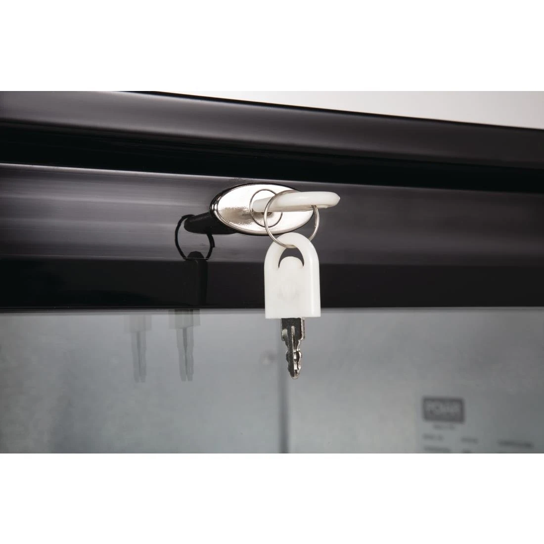 Polar GL011 G-Series Bottle Cooler With Hinged Door 4 Polar GL011 G-Series Bottle Cooler With Hinged Door - Image 4